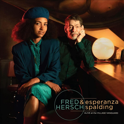 Fred Hersch & Esperanza Spalding — Alive At The Village Vanguard 앨범 커버