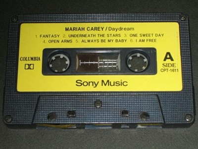 Ӷ̾ ĳ Mariah Carey - Daydream īƮ () / Sony Music