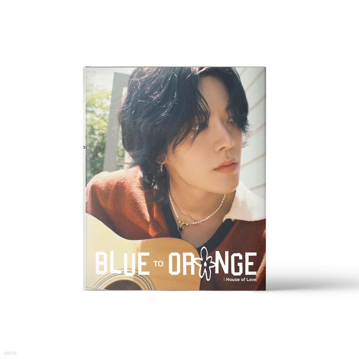 엔시티 127 (NCT 127) - NCT 127 PHOTOBOOK [BLUE TO ORANGE : House of Love][YUTA]
