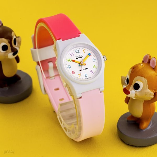 큐앤큐 V28A-005VY 심플 미니 화이트 핑크 어린이 여성 패션 방수 손목시계