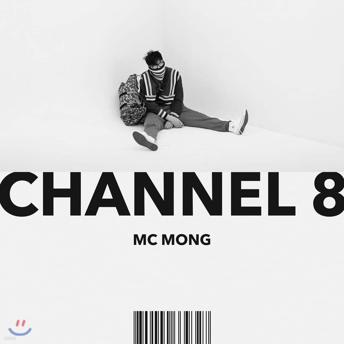 MC몽 8집 - CHANNEL 8 [White 또는 Black 버전 랜덤 발송]