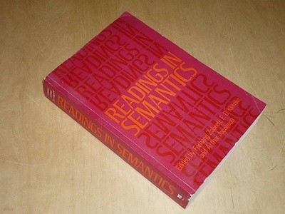 Readings in Semantics Paperback