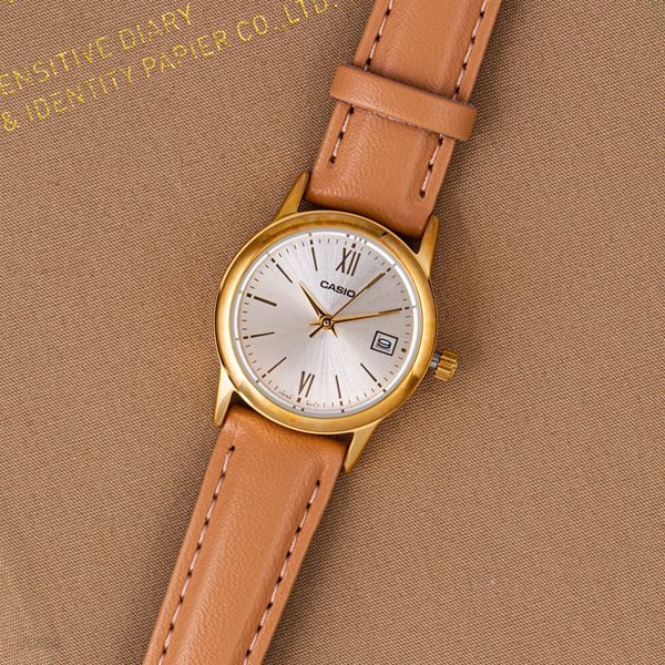 카시오 LTP-V002GL-7B3 캐주얼 데일리 패션 가죽 여성 손목시계