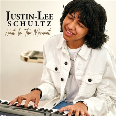 Justin Lee Schultz - Just In The Moment (Digipack)(CD)