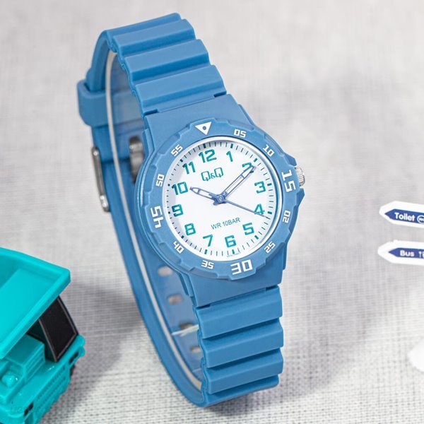 큐앤큐 V07A-008VY 아날로그 스카이 블루 어린이 초등학생 방수 학습 손목시계