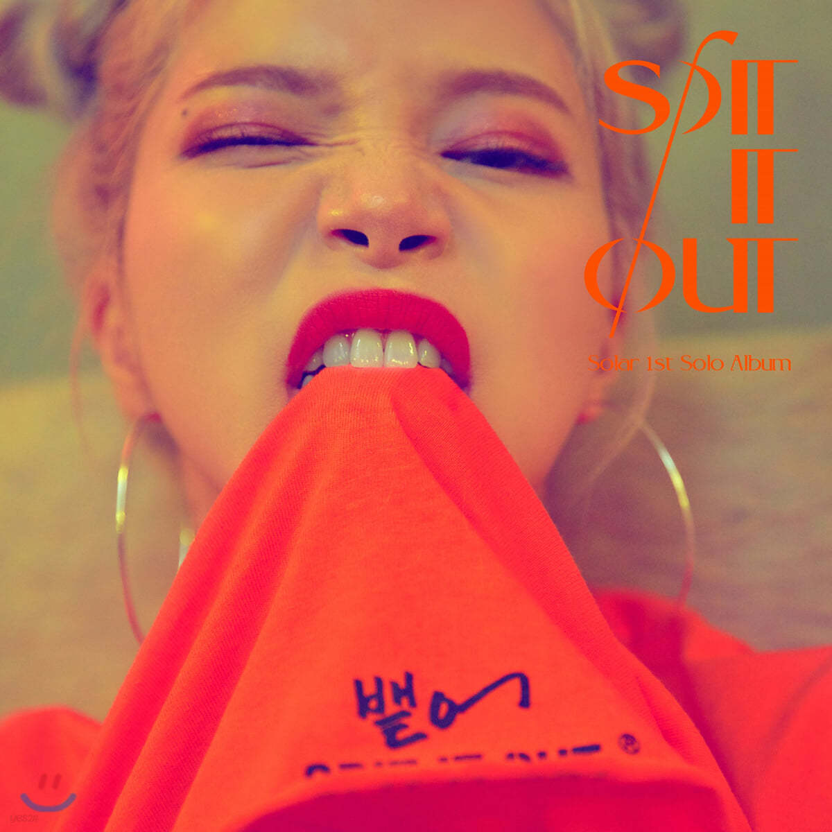 솔라 - SPIT IT OUT [포켓 커버 3종 중 랜덤 1종 발송]