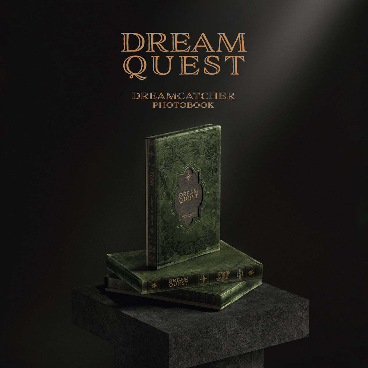 드림캐쳐 (Dreamcatcher) - DREAMCATCHER OFFICIAL PHOTOBOOK [DREAMQUEST]