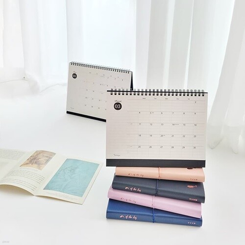 아이씨엘 Desk Scheduler Calendar 2024