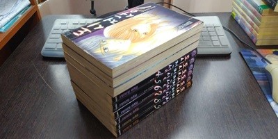 도시전설 1-9 완결 (중고가5.000원/업소용/실사진첨부)코믹갤러리