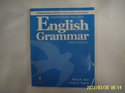 Azar  / Longman / 4 Understanding and Using English Grammar + CD1 -. 󼼶