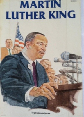 Martin Luther King (Famous Americans) Paperback