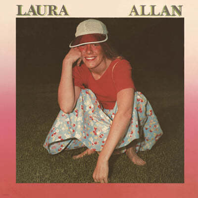 Laura Allan (ζ ˶) - Laura Allan
