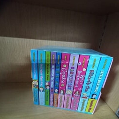Jacqueline Wilson 10 Books Collection Box Set (Paperback 10권) - Tracy Beaker, Butterfly Club, Rent a Bridesmaid, Double Act, Cookie, Candyfloss, Best Friends, Sleepovers & MORE! 