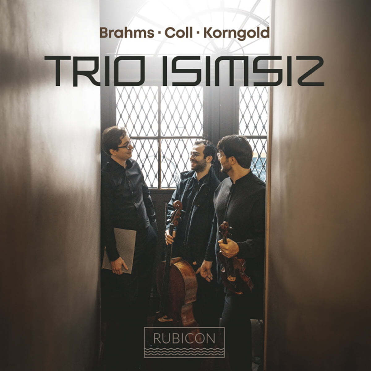 Trio Isimsiz 브람스, 콜, 코른골트: 피아노 트리오 (Brahms, Coll, Korngold: Trio Isimsiz)