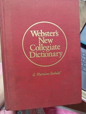 webster's new collegiate dictionary