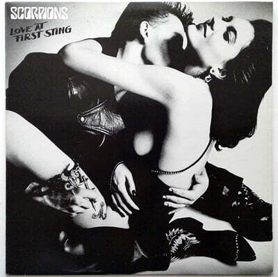 Scorpions — 9집 Love At First Sting 앨범 커버