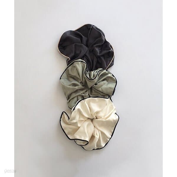 big line scrunchie