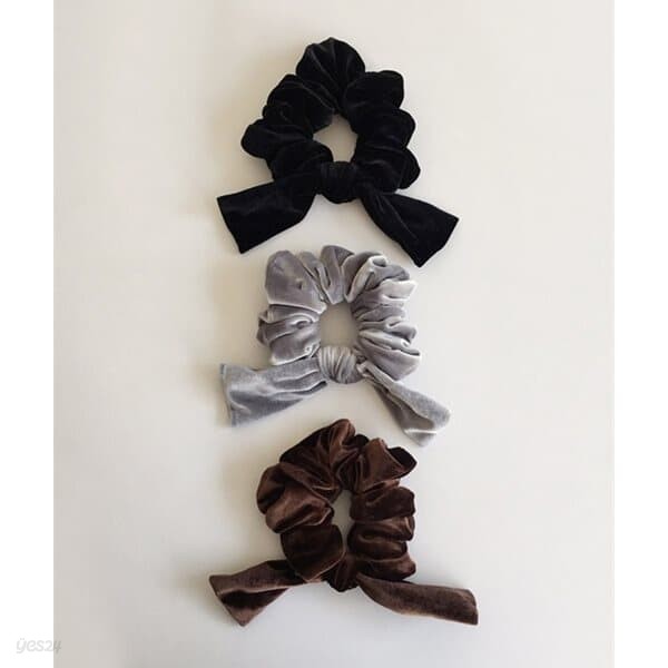 ribbon velvet scrunchie