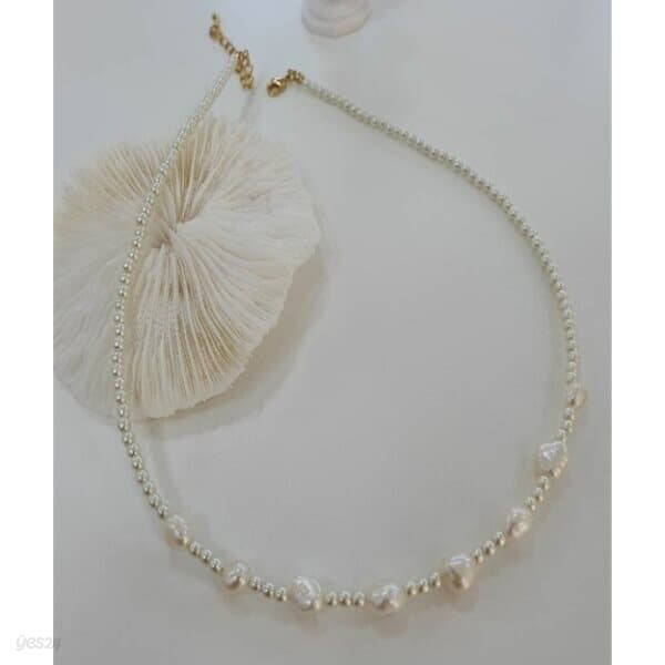 pearl point necklace
