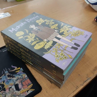 미드나잇 파트너1-5완결 (중고특가 18400원/ 실사진 첨부) 코믹갤러리