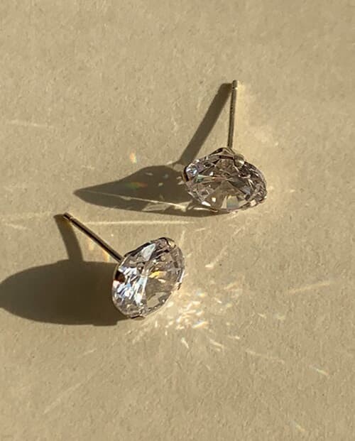 [925 Silver] Big cubic earrings E 109