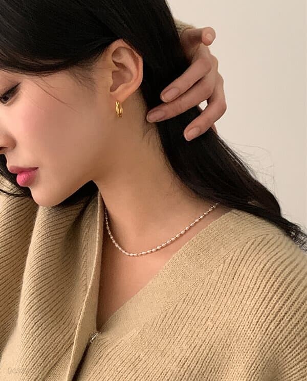 [925 Silver] Detail one touch earrings E 72