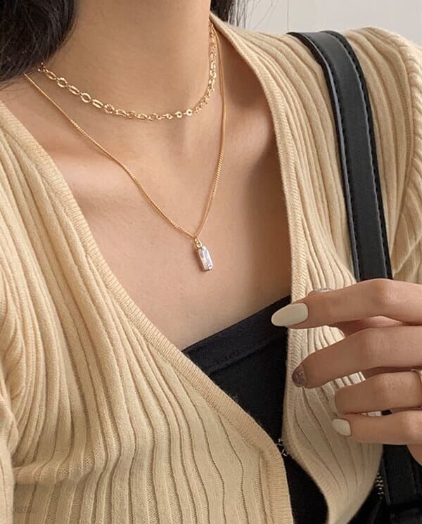 Shiny Point Necklace N 68