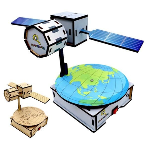 프로 지구와 인공위성 만들기