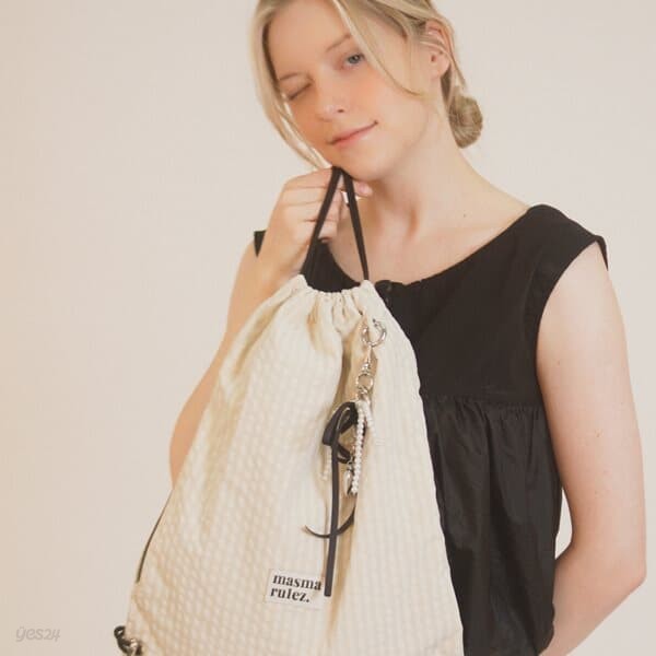 Gym sack string bag _ plaid check ivory