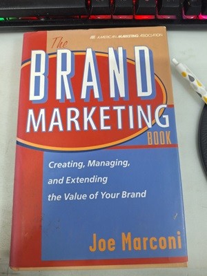 THE BRAND MARKEINGbook