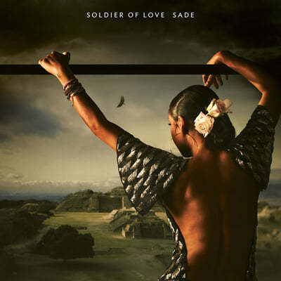 Sade — 6집 Soldier of Love 앨범 커버