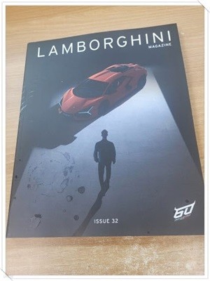 LAMBORGHINI MAGAZINE Issue 32(람보르기니 매거진 Issue 32).