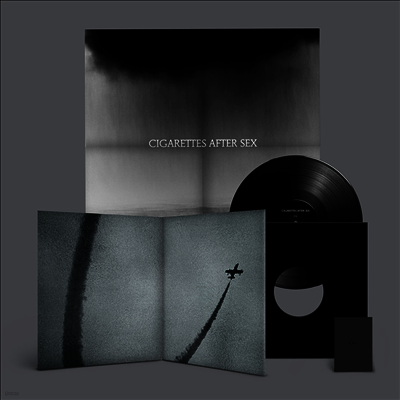 Cigarettes After Sex — Cry 앨범 커버