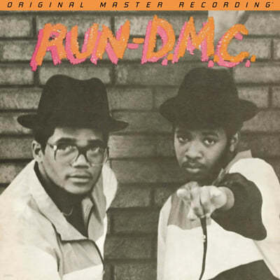 Run DMC ( 𿥾) - 1 Run DMC [SACD Hybrid]