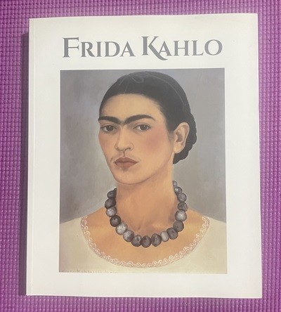 FRIDA KAHLO