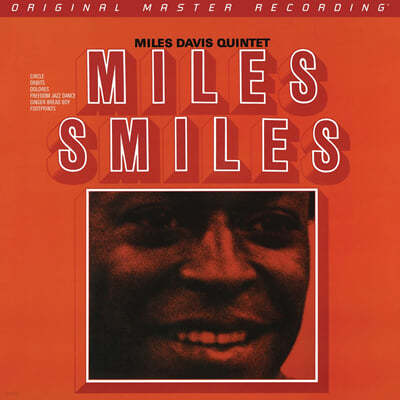The Miles Davis Quintet (마일즈 데이비스) — Miles Smiles 앨범 커버