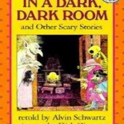 I Can Read Books Level 2 : In a Dark, Dark Room and Other Scary Stories