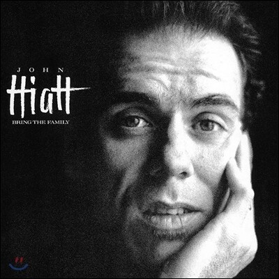 John Hiatt — Bring The Family 앨범 커버