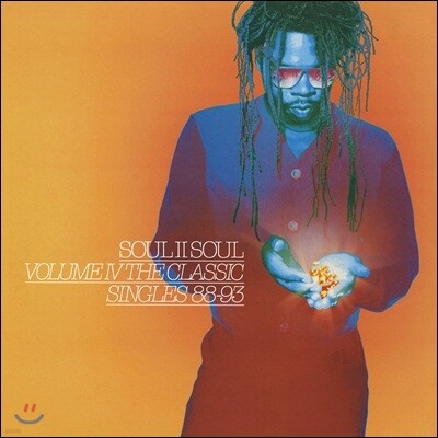 Soul II Soul — Volume IV: The Classic Singles 88-93 (Back To Black Series) 앨범 커버
