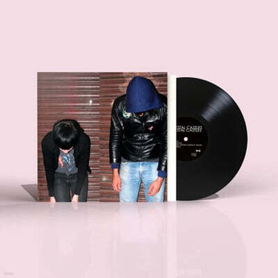 Crystal Castles — 1집 Crystal Castles 앨범 커버