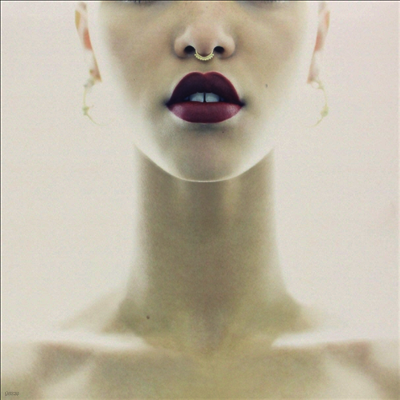 FKA Twigs — EP2 앨범 커버