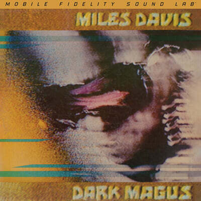 Miles Davis (마일즈 데이비스) — Dark Magus 앨범 커버