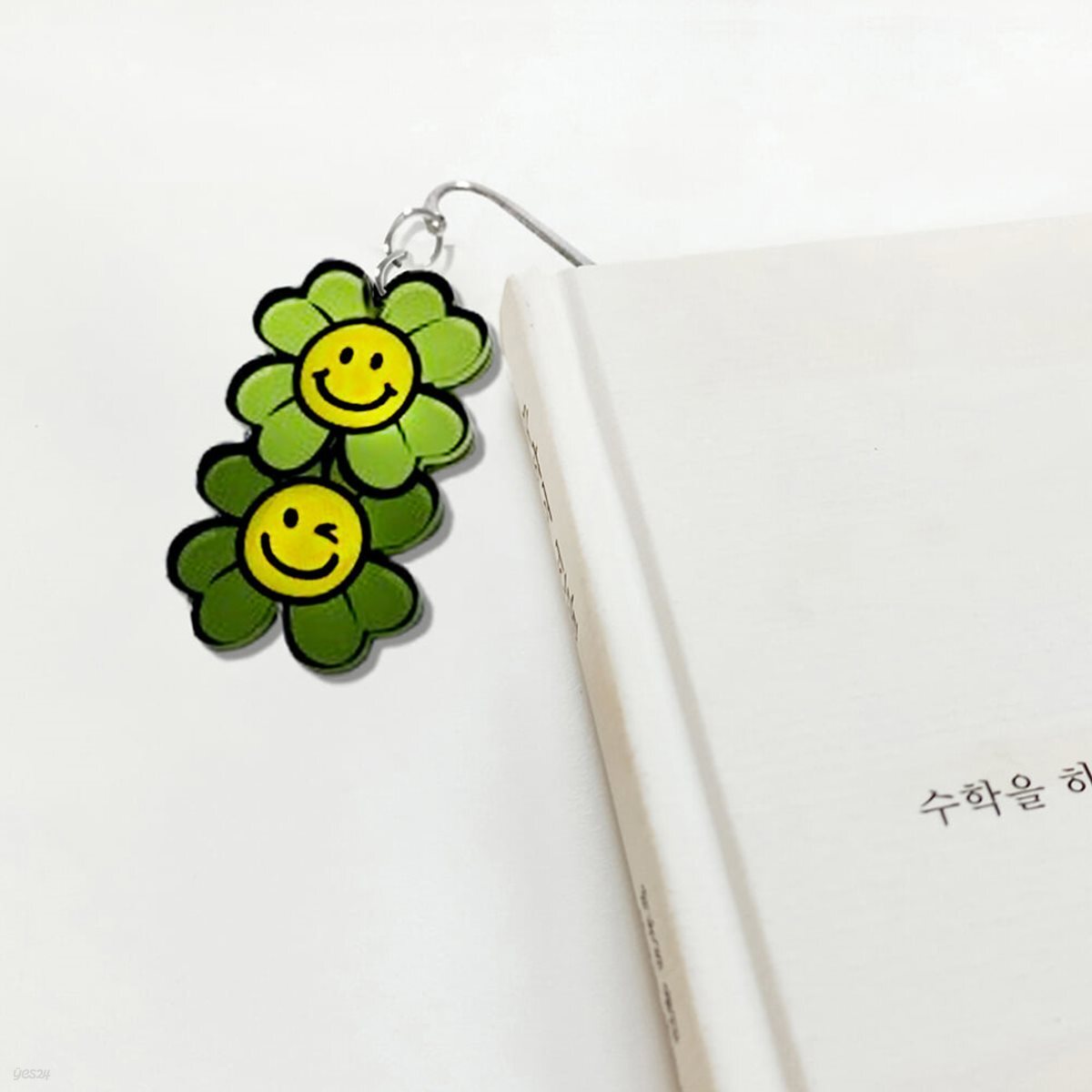 행운의 네잎클로버 스마일 캐릭터 양면 책갈피 북클립