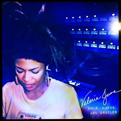Valerie June — Owls Omens And Oracles 앨범 커버