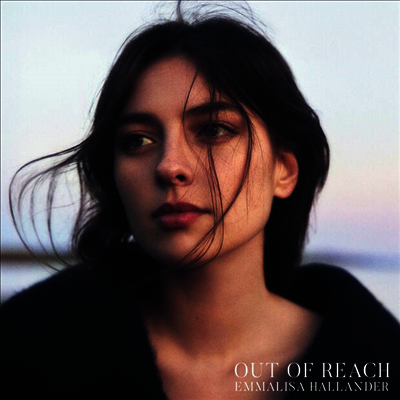 Emmalisa Hallander — Out Of Reach 앨범 커버
