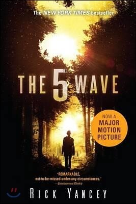 The 5th Wave: The First Book of the 5th Wave Series