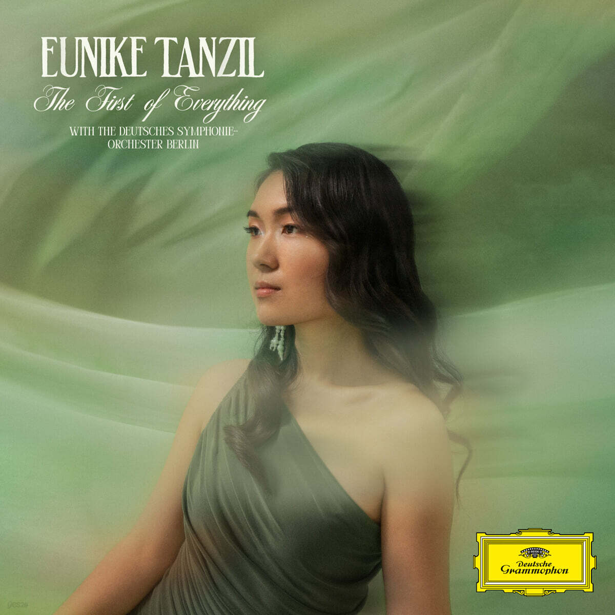 Eunike Tanzil (유니케 탄질) - The First of Everything [크리스탈 클리어 컬러 LP]