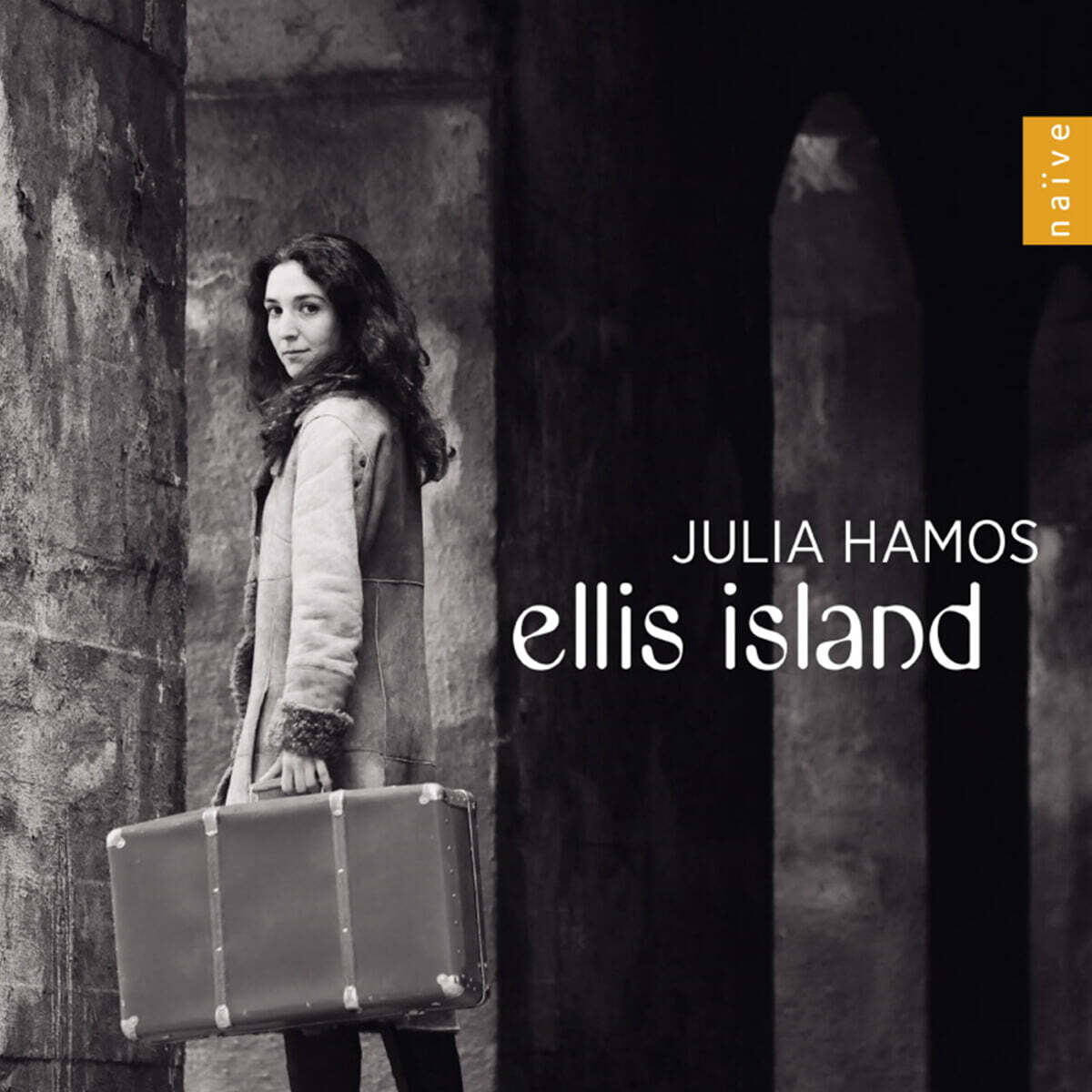 Julia Hamos (줄리아 하모스) - 엘리스 섬  (Ellis Island)