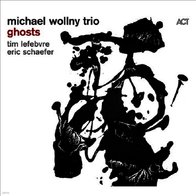 Michael Wollny Trio — Ghosts 앨범 커버