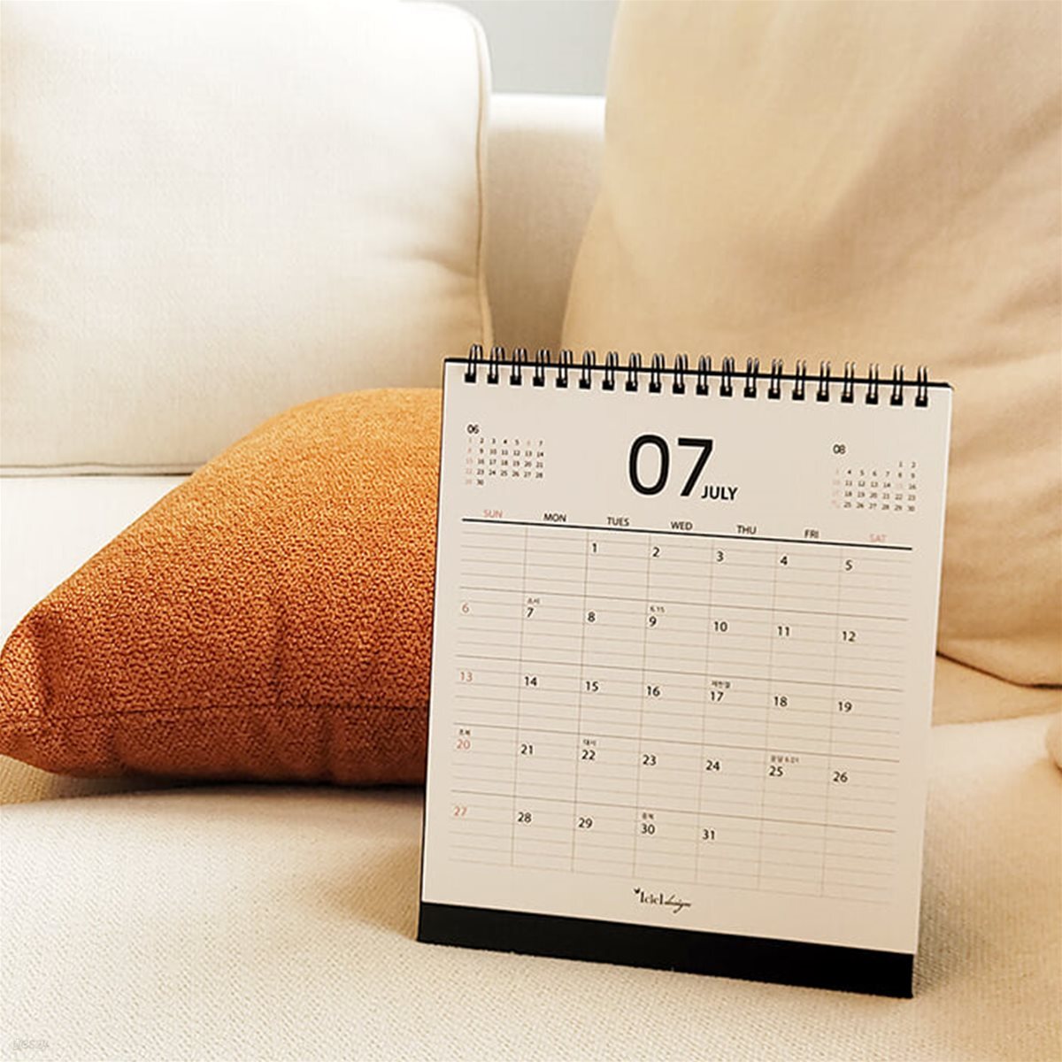 아이씨엘 Desk Calendar black 2026